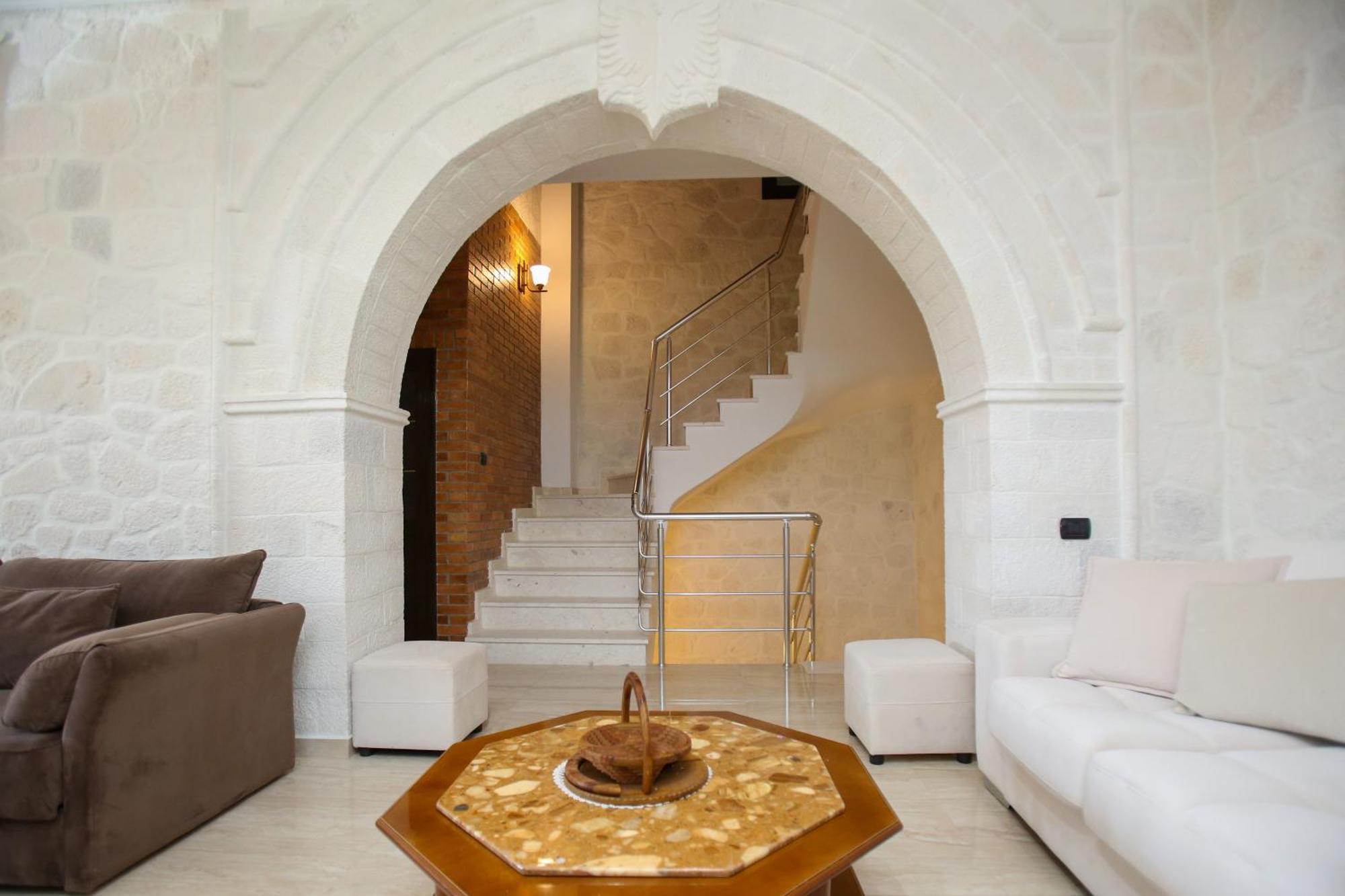 Dapaj Luxury *