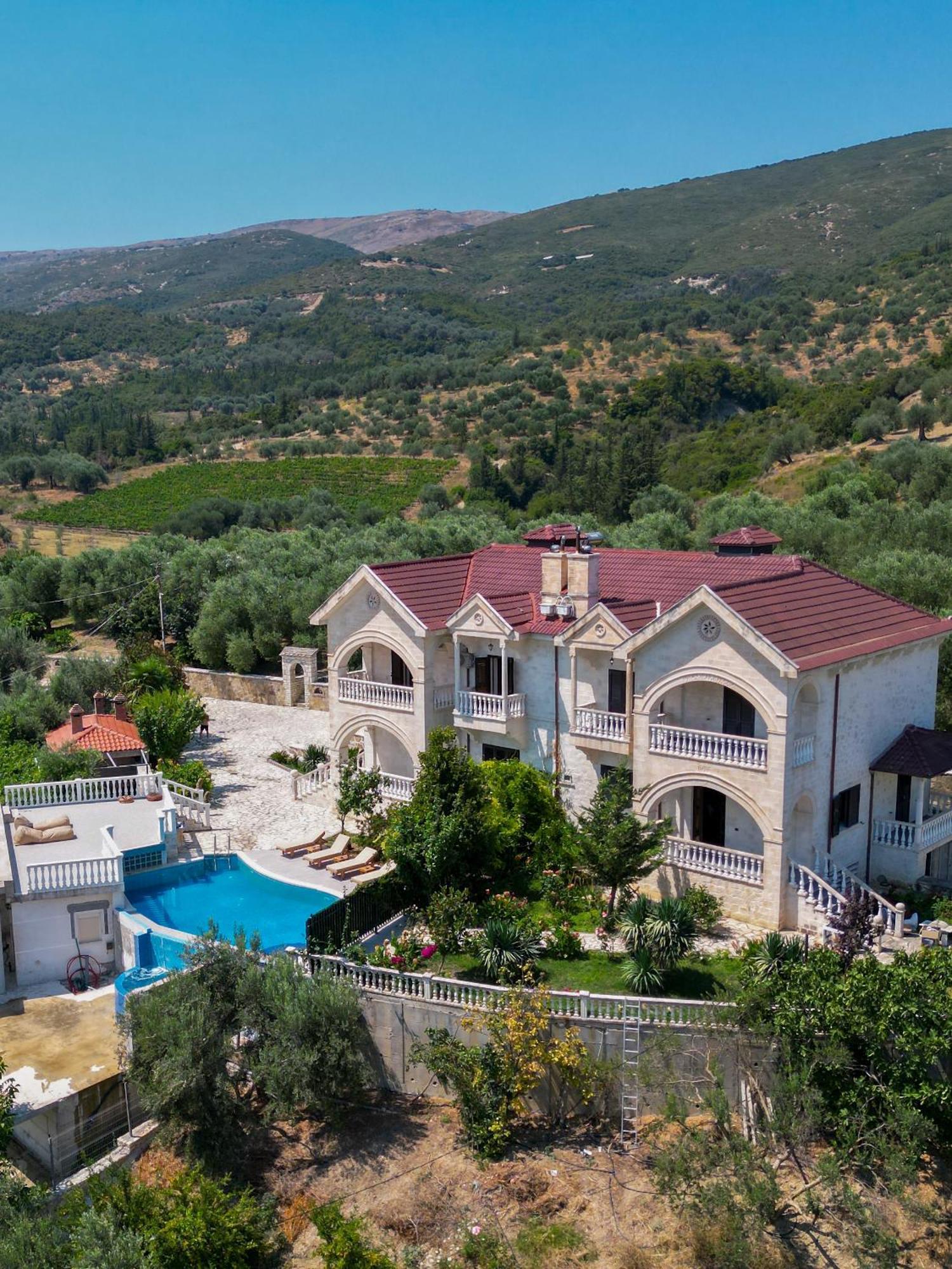 Willa Dapaj Luxury