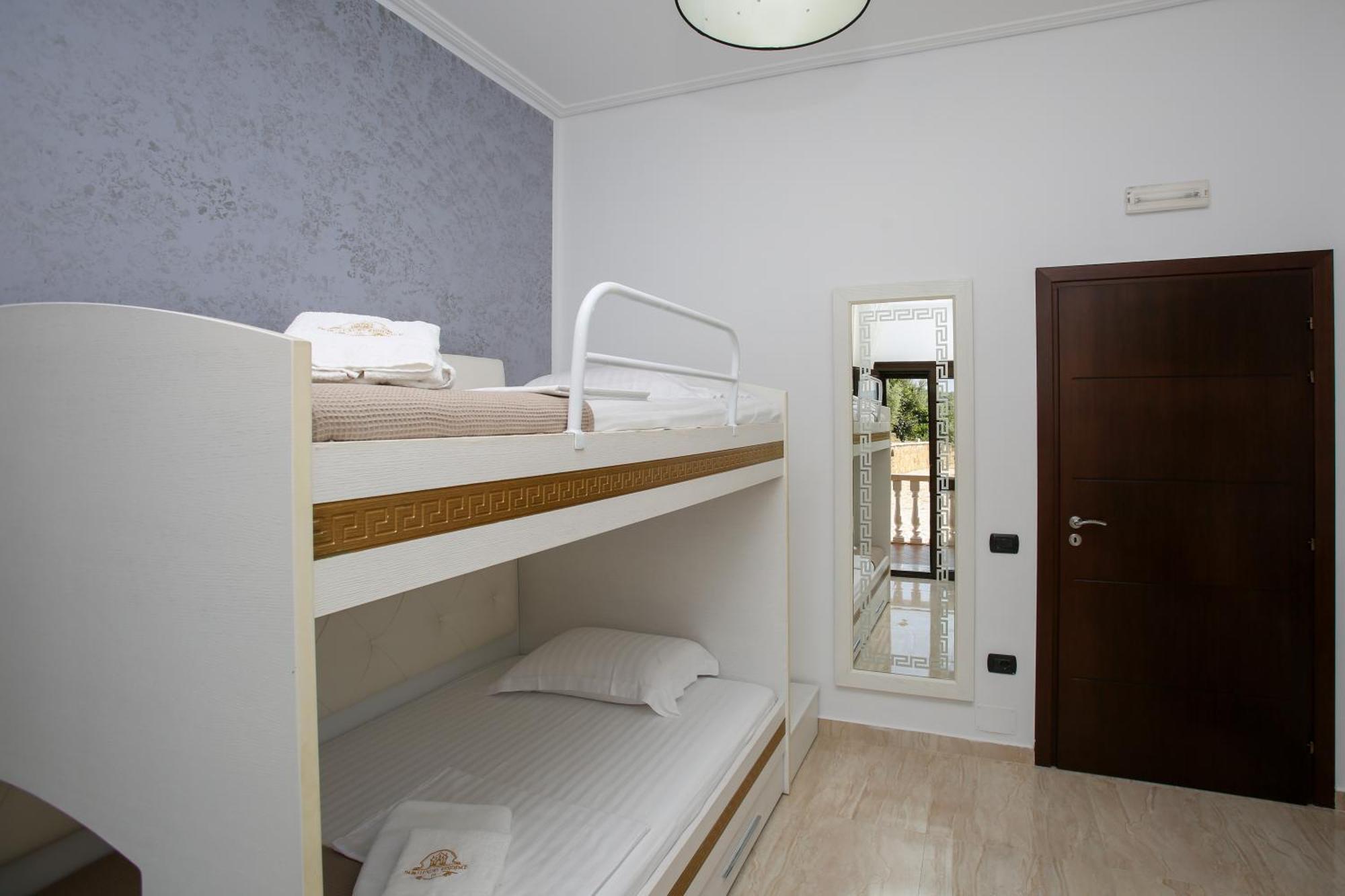 Dapaj Luxury Villa *